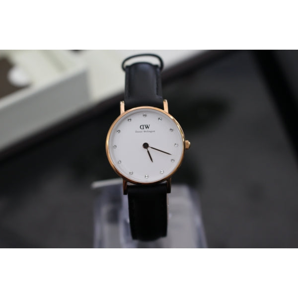  Shop Authentic Daniel Wellington Classy Sheffield White Dial Black Leather Strap Watch For Women - DW00100060 - Luxxuri