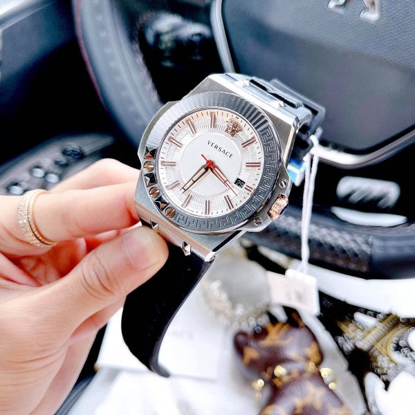  Shop Authentic Versace Chain Reaction Quartz White Dial Black Rubber Strap Watch for Men - VEDY00219 - Luxxuri