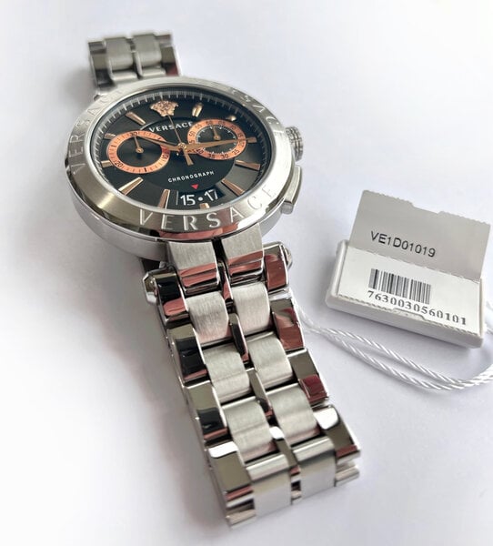  Shop Authentic Versace Aion Chronograph Black Dial Silver Steel Strap Watch For Men - VE1D01019 - Luxxuri