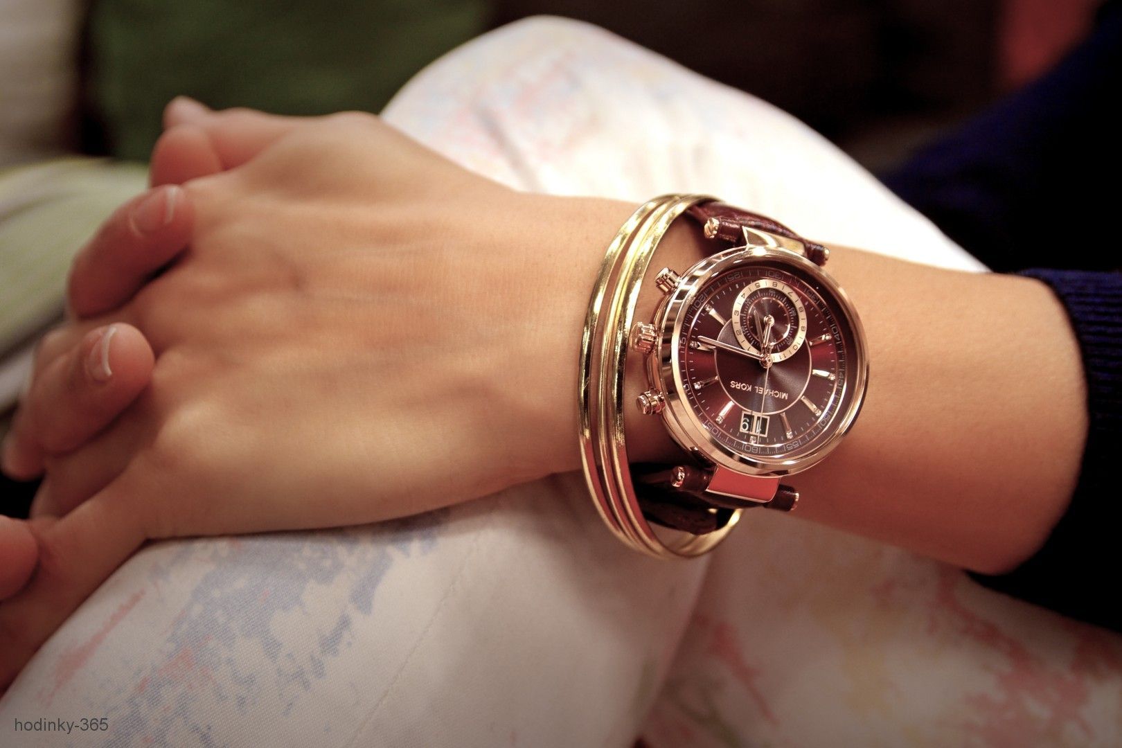  Shop Authentic Michael Kors Sawyer Maroon Dial Maroon Leather Strap Watch for Women - MK2426 - Luxxuri