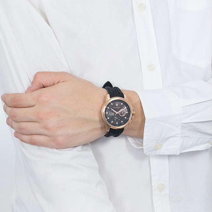  Shop Authentic Maserati SFIDA Chronograph Black Dial Black Rubber Strap Watch For Men - R851123008 - Luxxuri