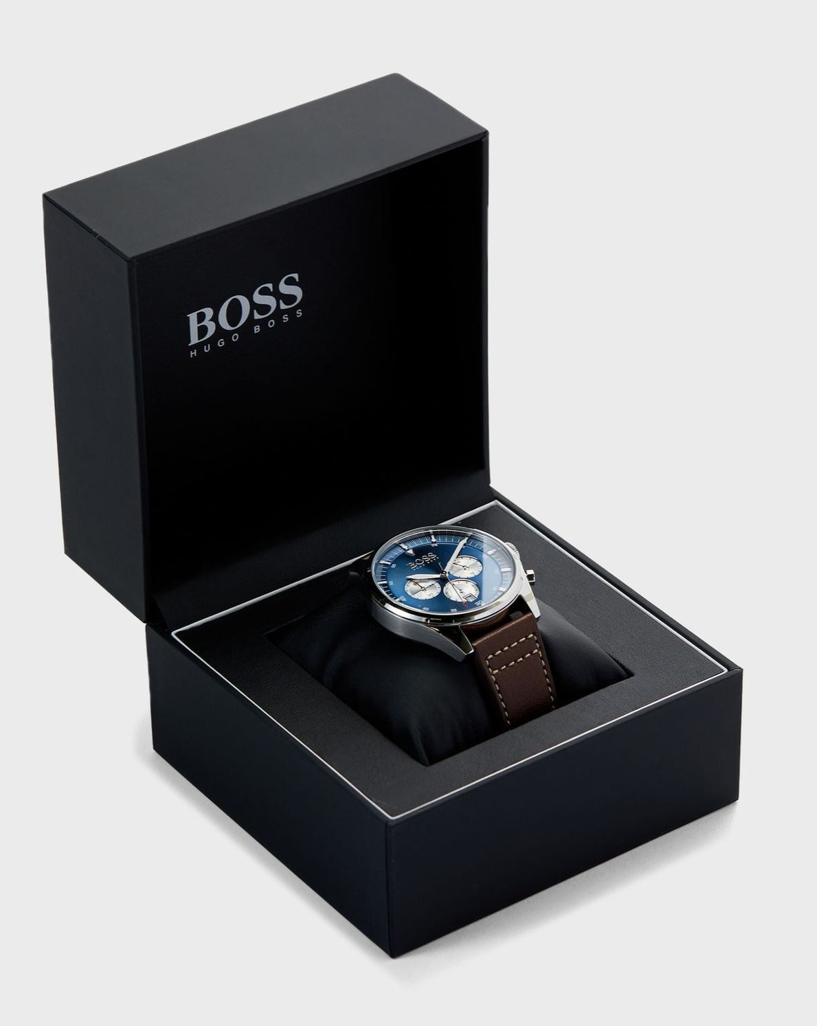  Shop Authentic Hugo Boss Pioneer Chronograph Blue Dial Brown Leather Strap Watch For Men - 1513709 - Luxxuri