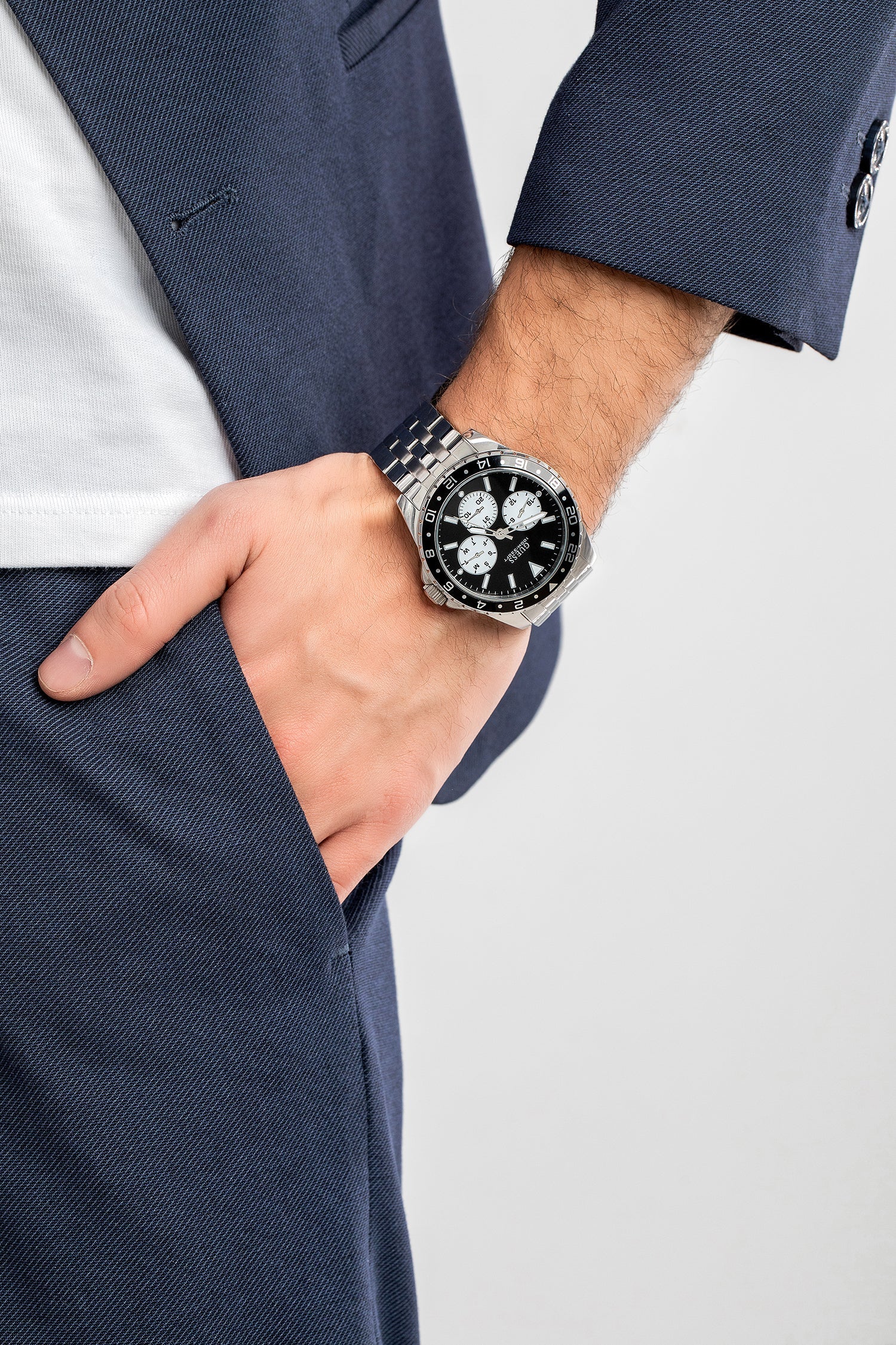  Shop Authentic Guess Odyssey Black Dial Silver Steel Strap Watch For Men - W1107G1 - Luxxuri