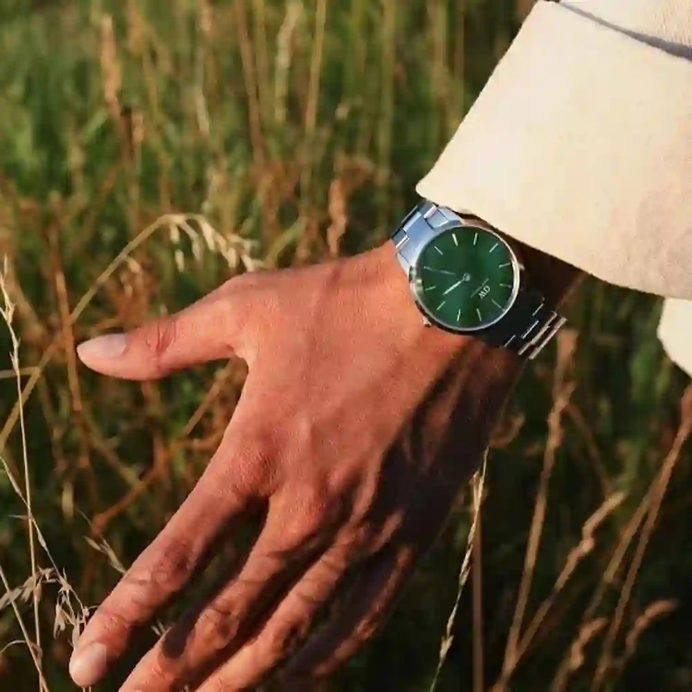 Daniel Wellington Iconic Link Emerald Green Dial Silver Steel Strap Watch For Men - DW00100427