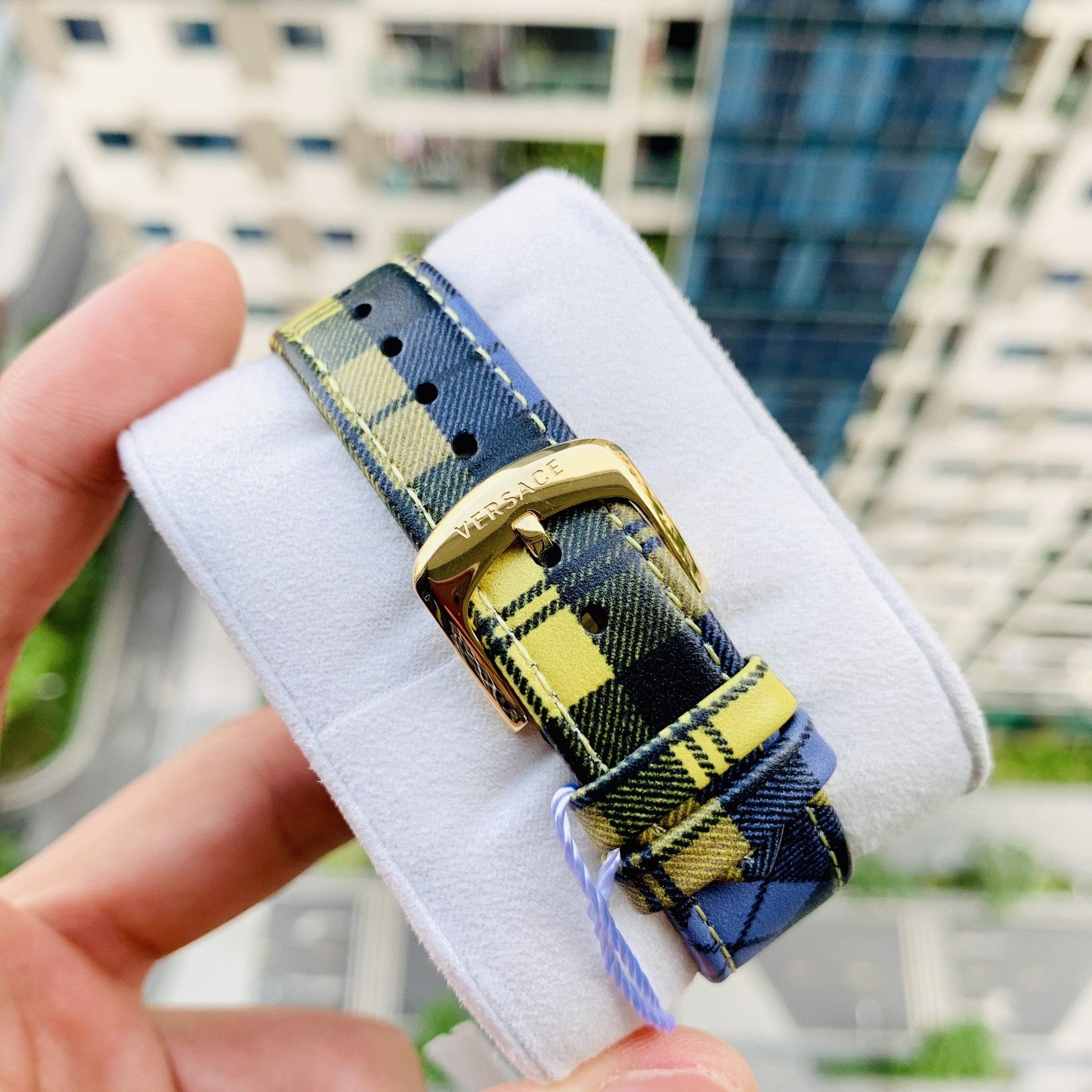  Shop Authentic Versace V-Circle The Clans Edition Silver Dial Multicolor Leather Strap Watch for Women - VE8100118 - Luxxuri