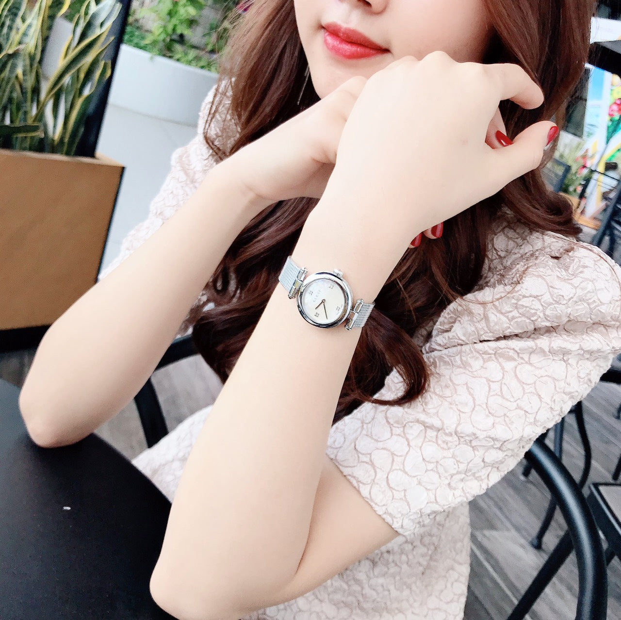  Shop Authentic Gucci Diamantissima Quartz Diamonds Mother of Pearl Dial Silver Mesh Bracelet Watch for Women - YA141504 - Luxxuri