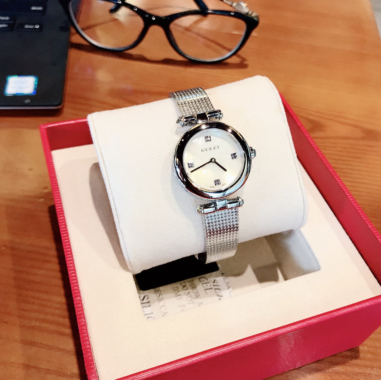  Shop Authentic Gucci Diamantissima Quartz Diamonds Mother of Pearl Dial Silver Mesh Bracelet Watch for Women - YA141504 - Luxxuri