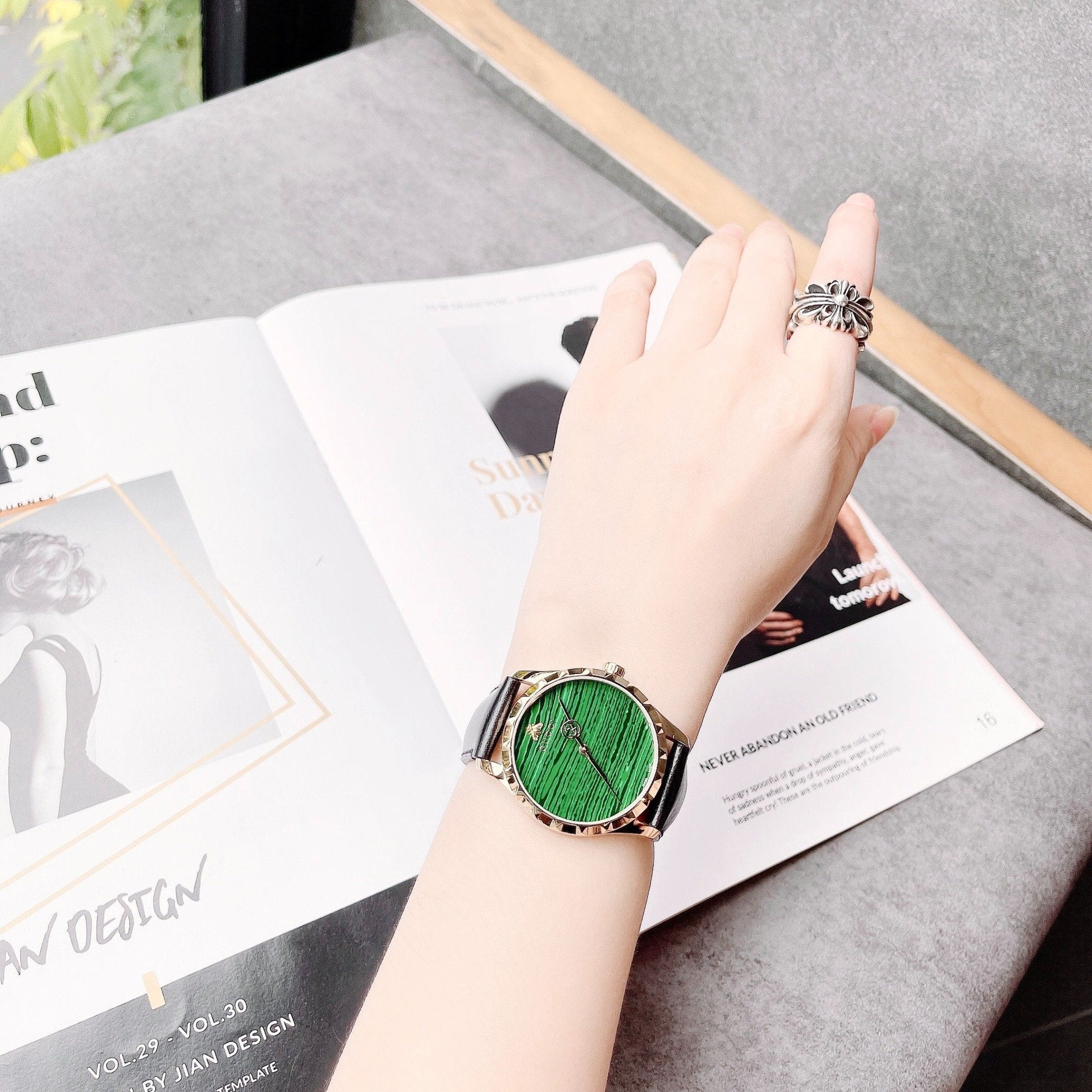  Shop Authentic Gucci Le Marche Des Merveilles Quartz Green Dial Black Leather Strap Watch For Women - YA126463 - Luxxuri