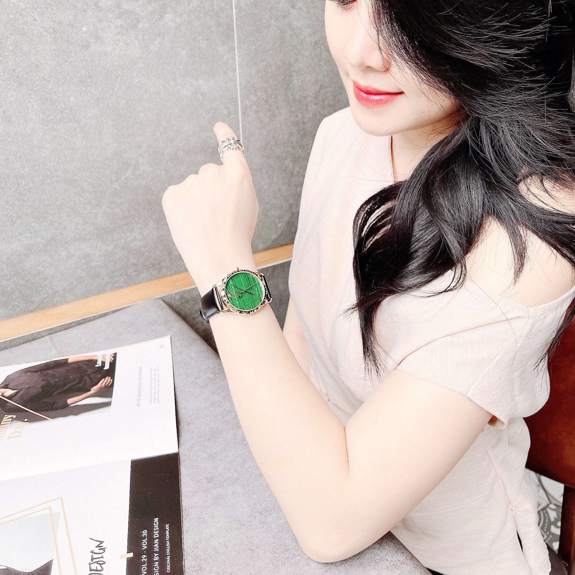  Shop Authentic Gucci Le Marche Des Merveilles Quartz Green Dial Black Leather Strap Watch For Women - YA126463 - Luxxuri