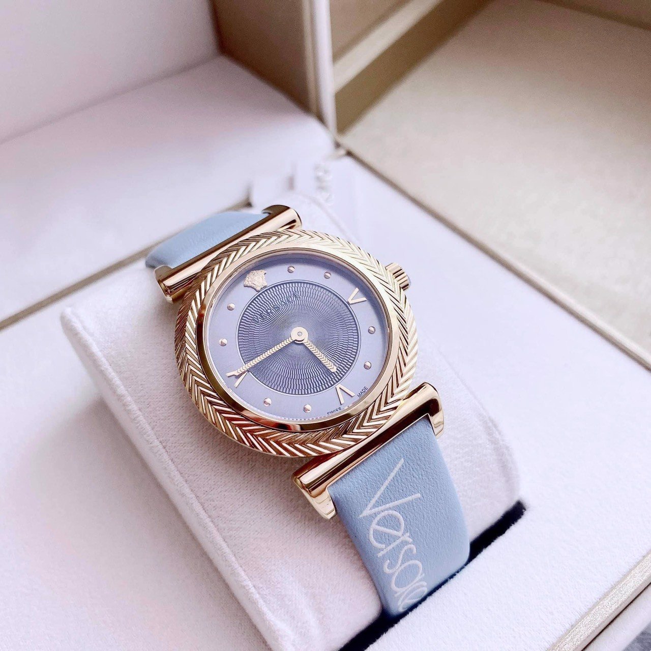  Shop Authentic Versace V-Motif Grey Dial Blue Leather Strap Watch for Women - VERE00318 - Luxxuri