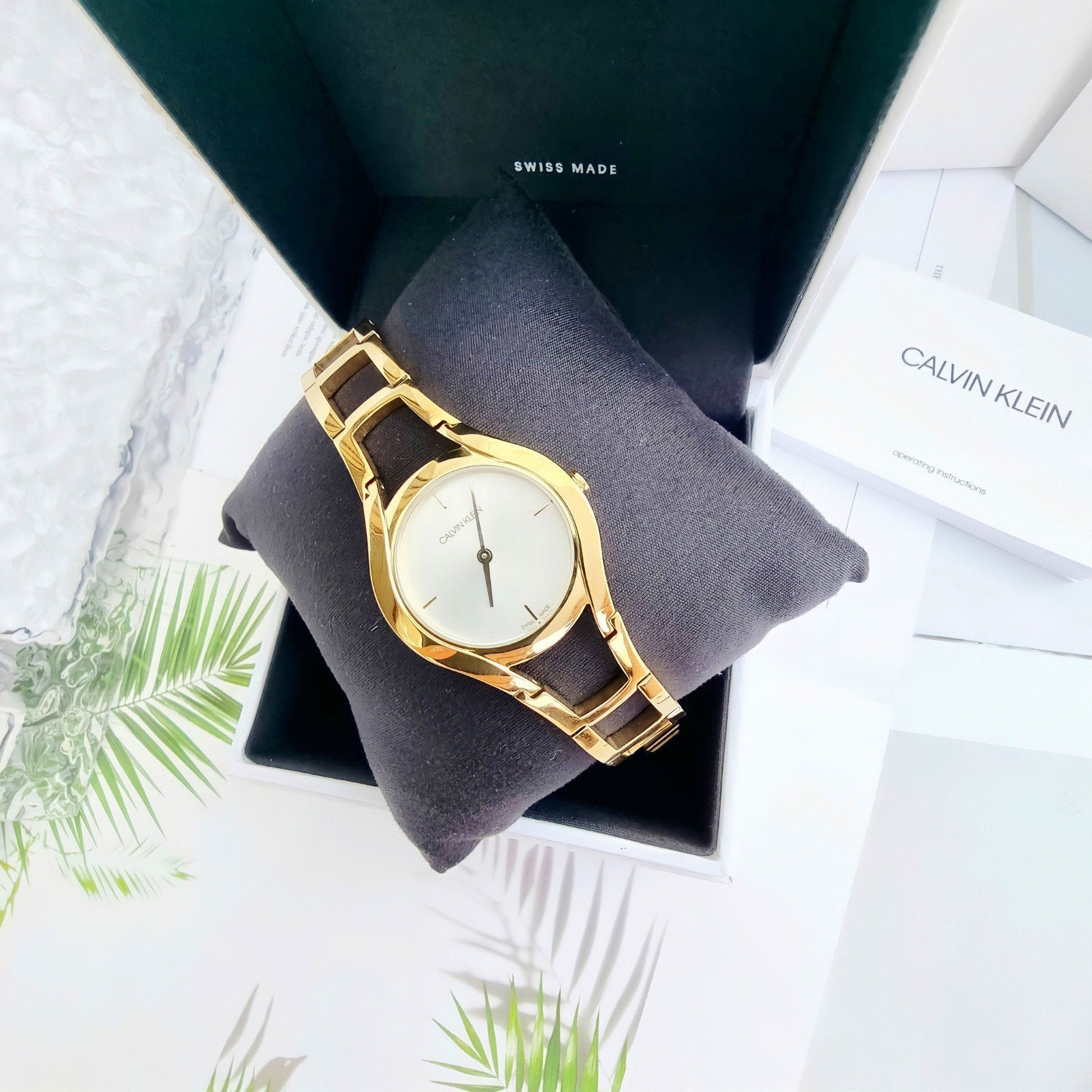  Shop Authentic Calvin Klein Class White Dial Gold Steel Strap Watch for Women - K6R23526 - Luxxuri