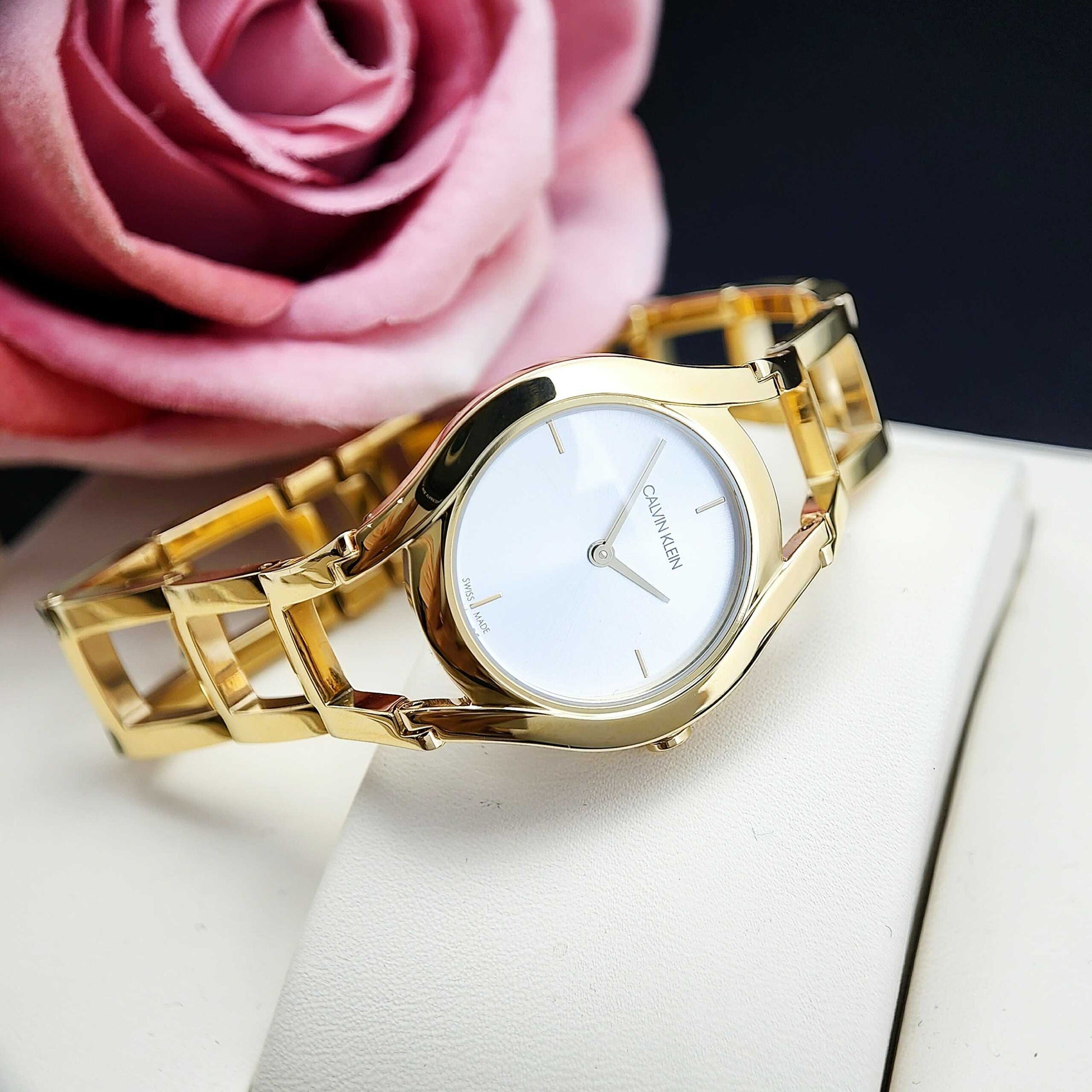  Shop Authentic Calvin Klein Class White Dial Gold Steel Strap Watch for Women - K6R23526 - Luxxuri