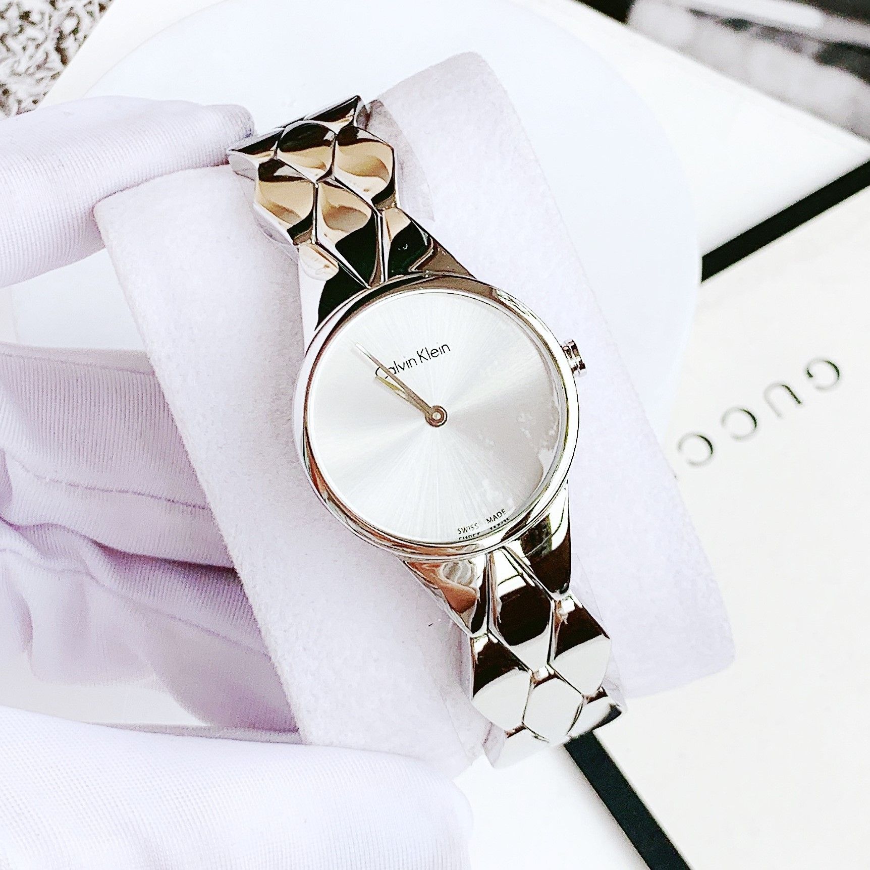  Shop Authentic Calvin Klein Snake Silver Dial Silver Steel Strap Watch For Women - K6E23146 - Luxxuri