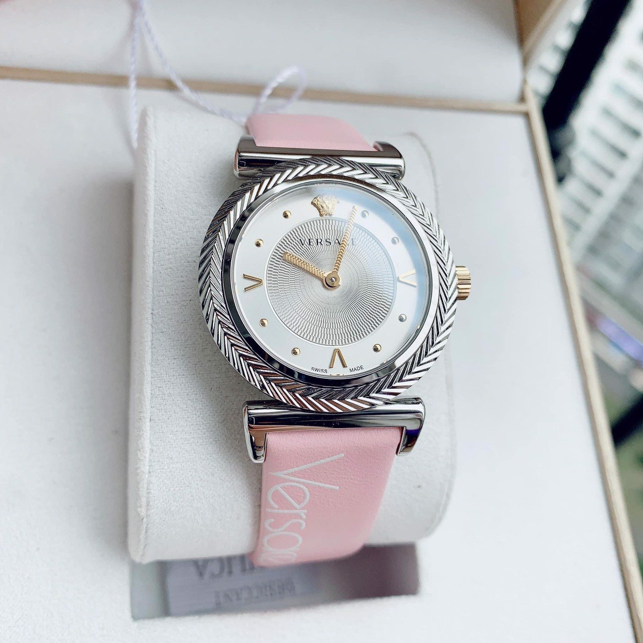  Shop Authentic Versace V-Motif Silver Dial Pink Leather Strap Watch for Women - VERE00118 - Luxxuri