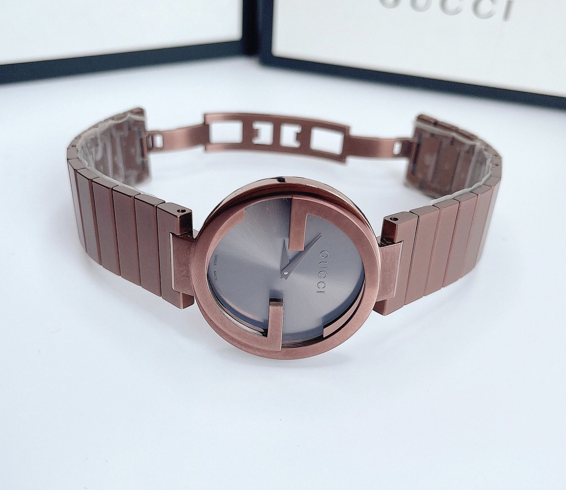  Shop Authentic Gucci Interlocking G Quartz Brown Dial Brown Steel Strap Watch for Women -  YA133317 - Luxxuri