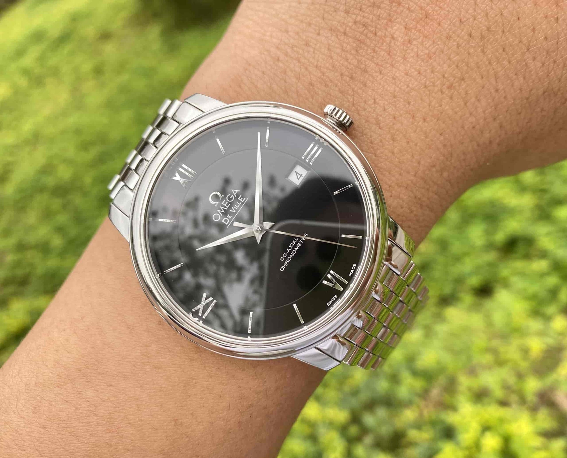  Shop Authentic Omega De Ville Prestige Co-Axial Black Dial Silver Steel Strap Watch for Men - 424.10.40.20.01.001 - Luxxuri