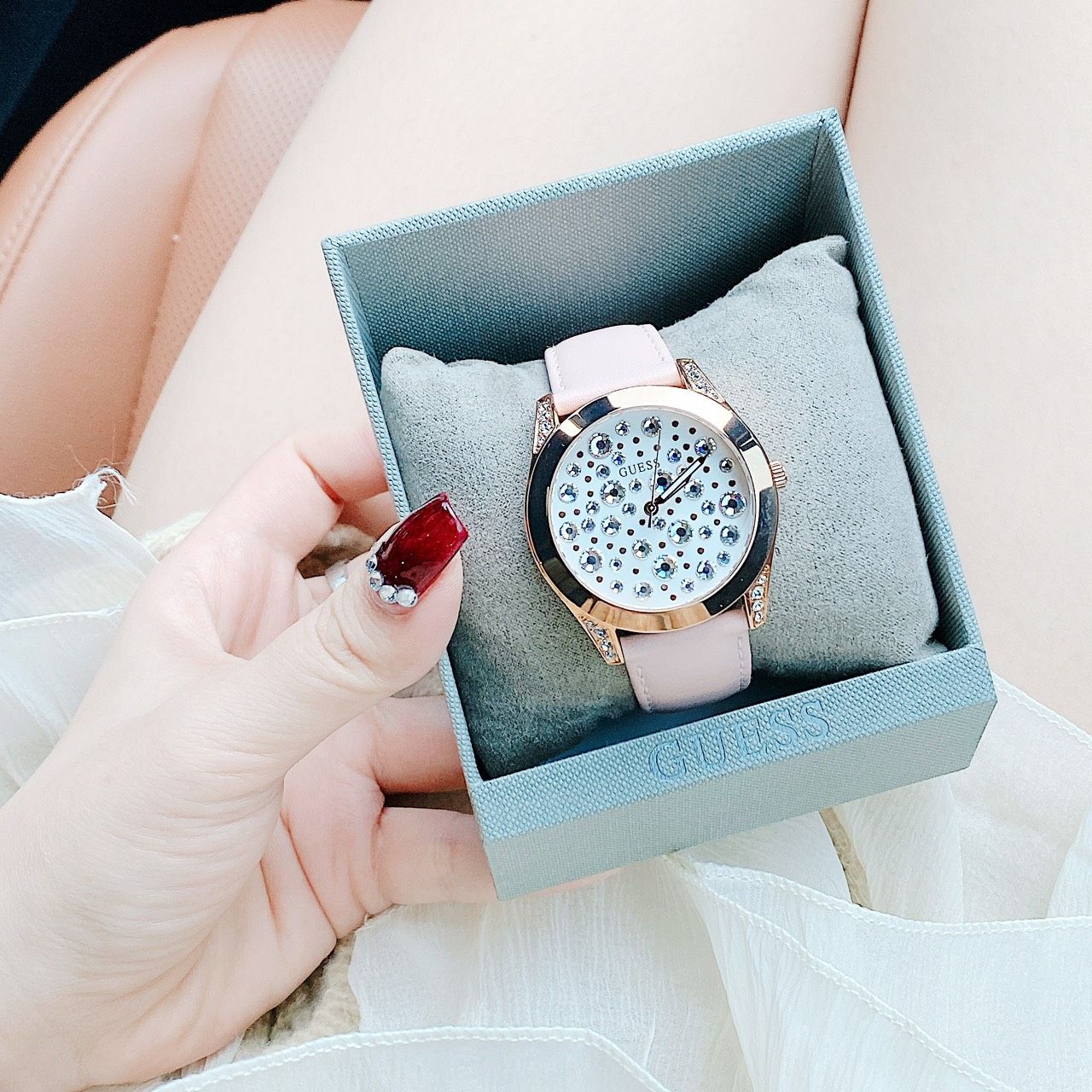  Shop Authentic Guess Wonderlust Beige Dial Pink Leather Strap Watch for Women - W1065L1 - Luxxuri