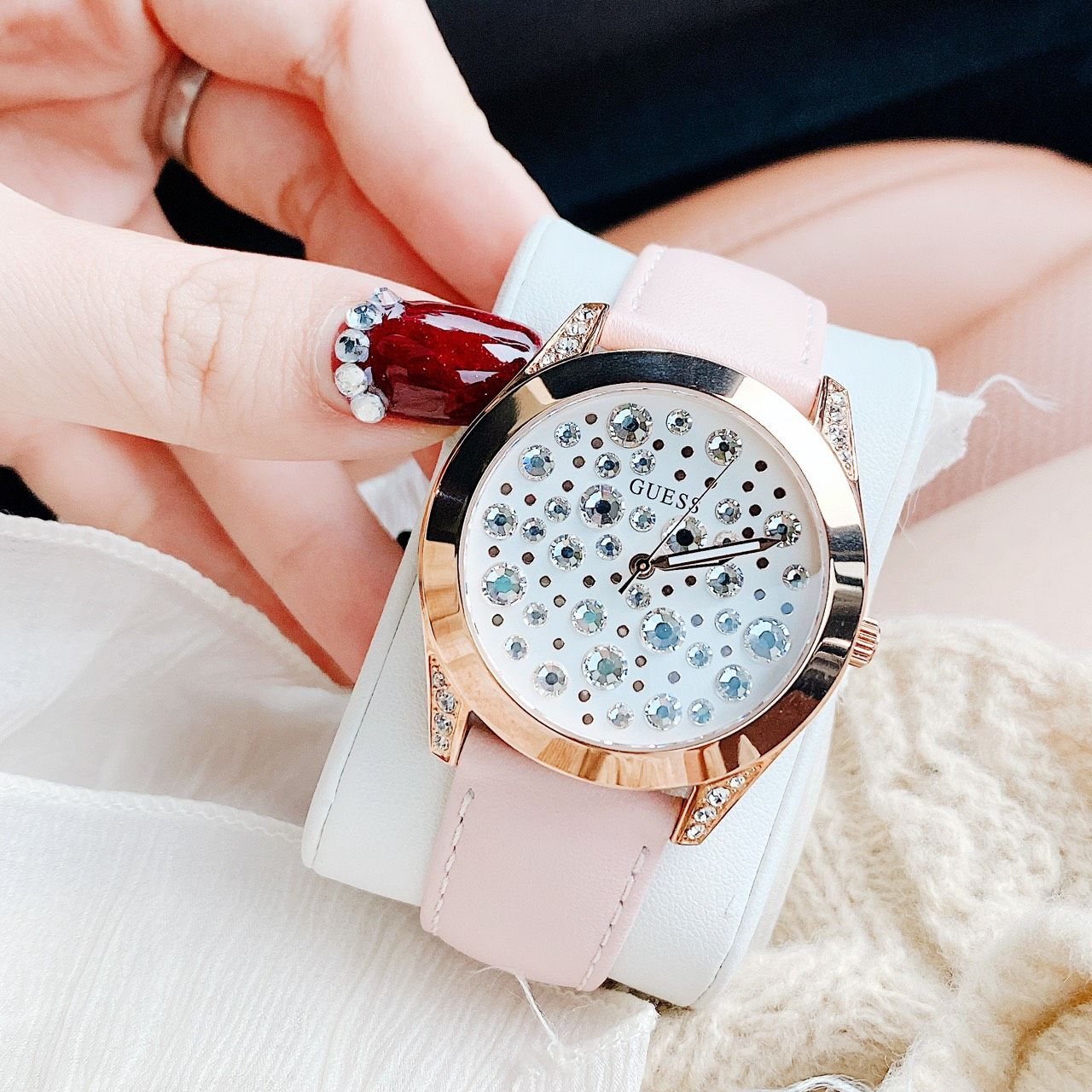  Shop Authentic Guess Wonderlust Beige Dial Pink Leather Strap Watch for Women - W1065L1 - Luxxuri