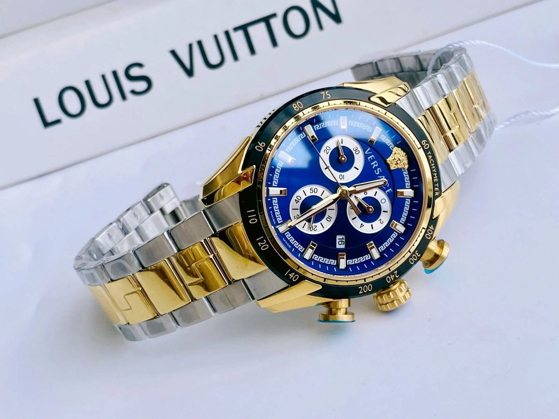  Shop Authentic Versace V-Ray Chronograph Quartz Blue Dial Two Tone Steel Strap Watch For Men - VE2I01021 - Luxxuri