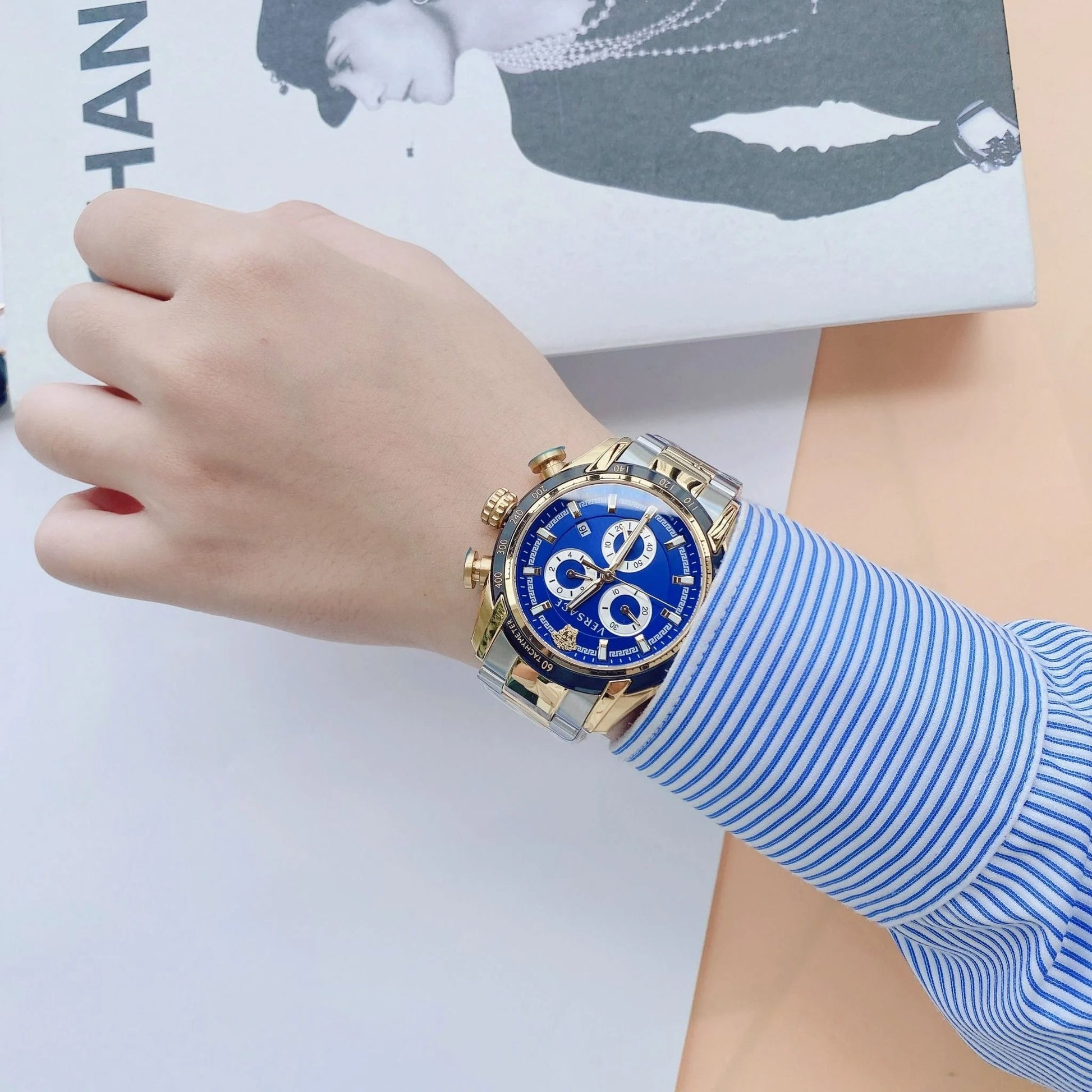  Shop Authentic Versace V-Ray Chronograph Quartz Blue Dial Two Tone Steel Strap Watch For Men - VE2I01021 - Luxxuri