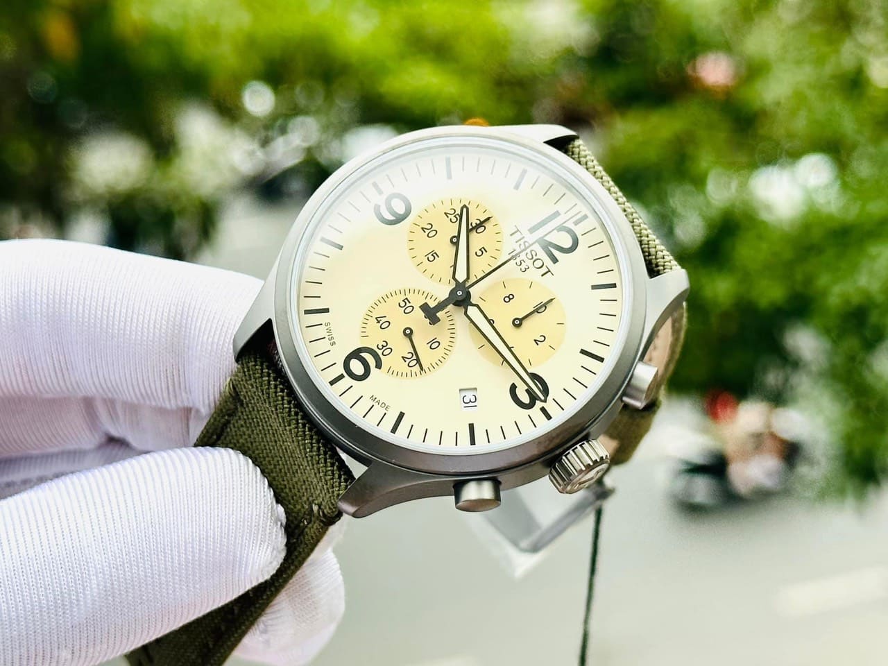  Shop Authentic Tissot T Sport Chrono XL Beige Dial Green Nylon Strap Watch for Men - T116.617.37.267.00 - Luxxuri