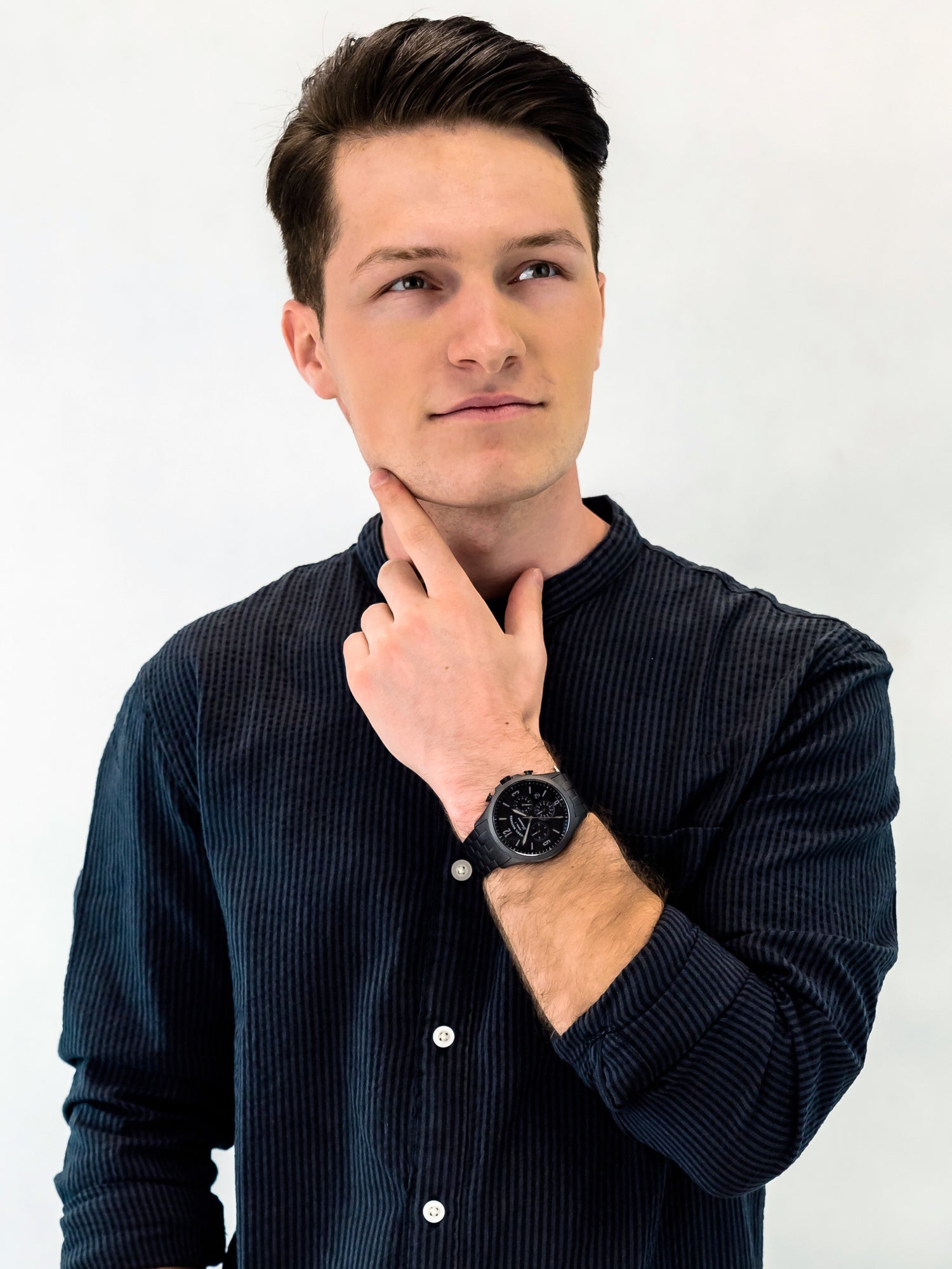  Shop Authentic Fossil Forrester Chronograph Black Dial Black Steel Strap Watch for Men - FS5697 - Luxxuri