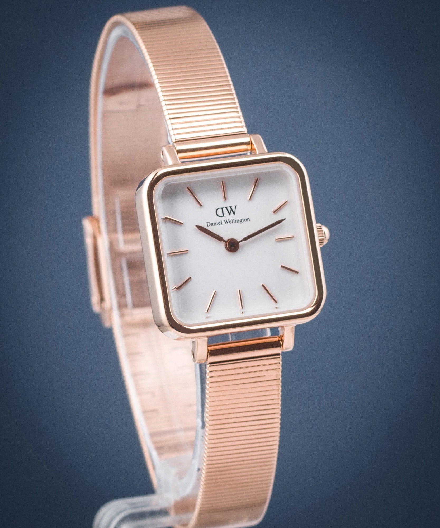  Shop Authentic Daniel Wellington Quadro Studio White Dial Rose Gold Mesh Strap Watch For Women - DW00100517 - Luxxuri