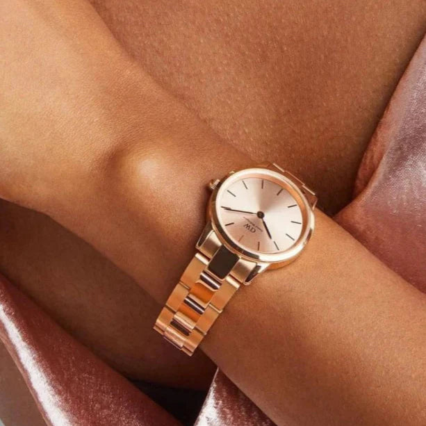  Shop Authentic Daniel Wellington Iconic Link Unitone Rose Gold Dial Rose Gold Steel Strap Watch For Women - DW00100401 - Luxxuri